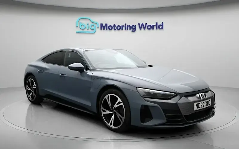 Begagnad Audi e-tron GT quattro 389 kW (530 HK) 2024 Sedan