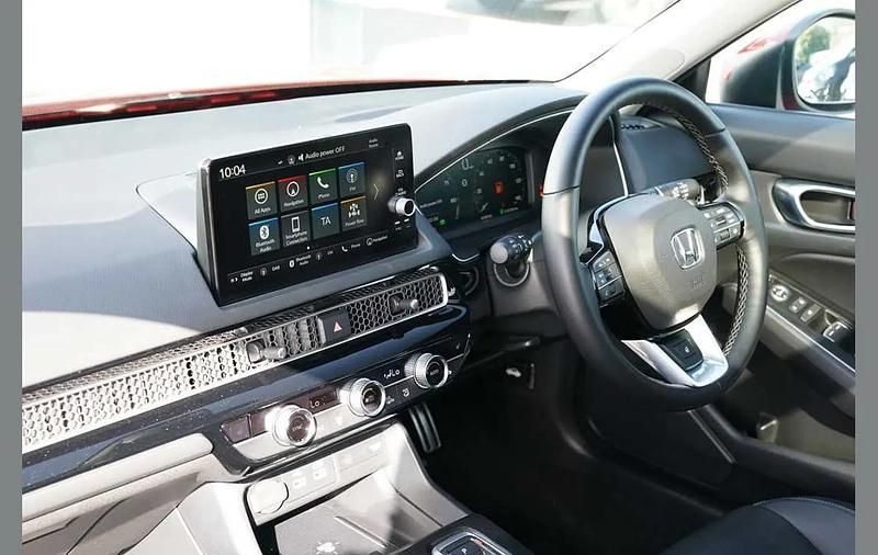 Used Honda Civic Advance 143 HP (105 kW) 2025 Red Hatchback