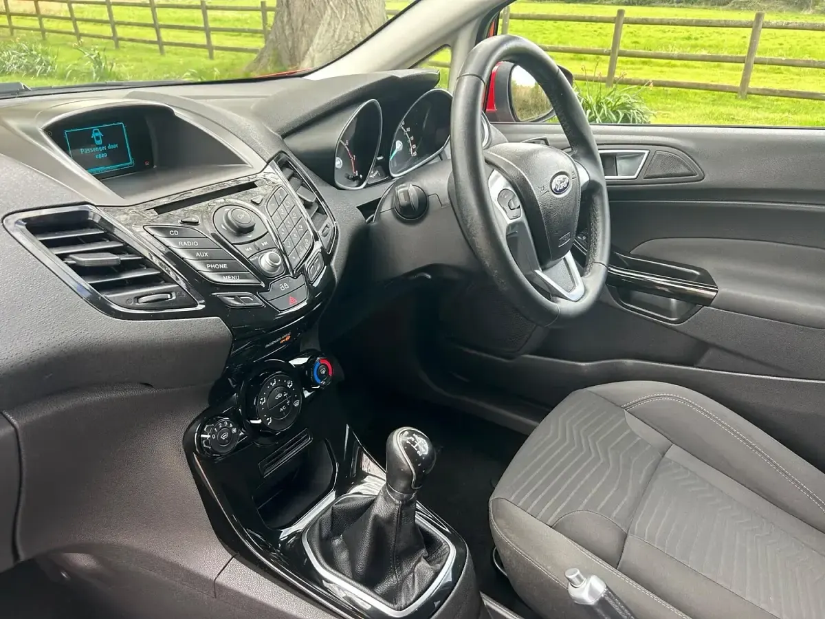 Used Ford Fiesta Zetec 2013 Red Hatchback