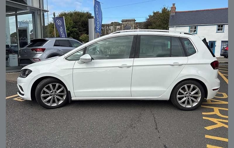 Used VW Golf Sportsvan GT 148 HP (108 kW) 2018 White MPV