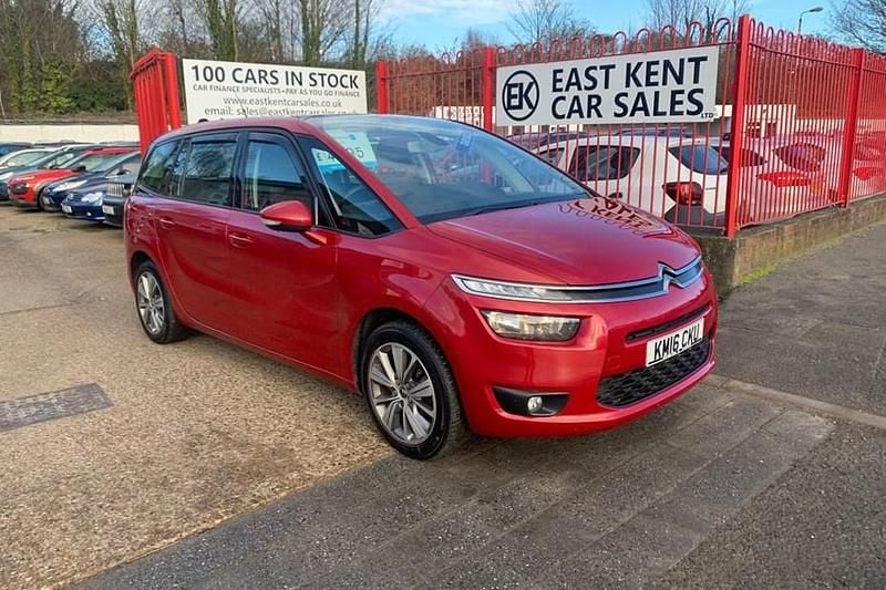 Used Citroën Grand C4 Picasso SELECTION 120 HP (88 kW) 2016 Red MPV