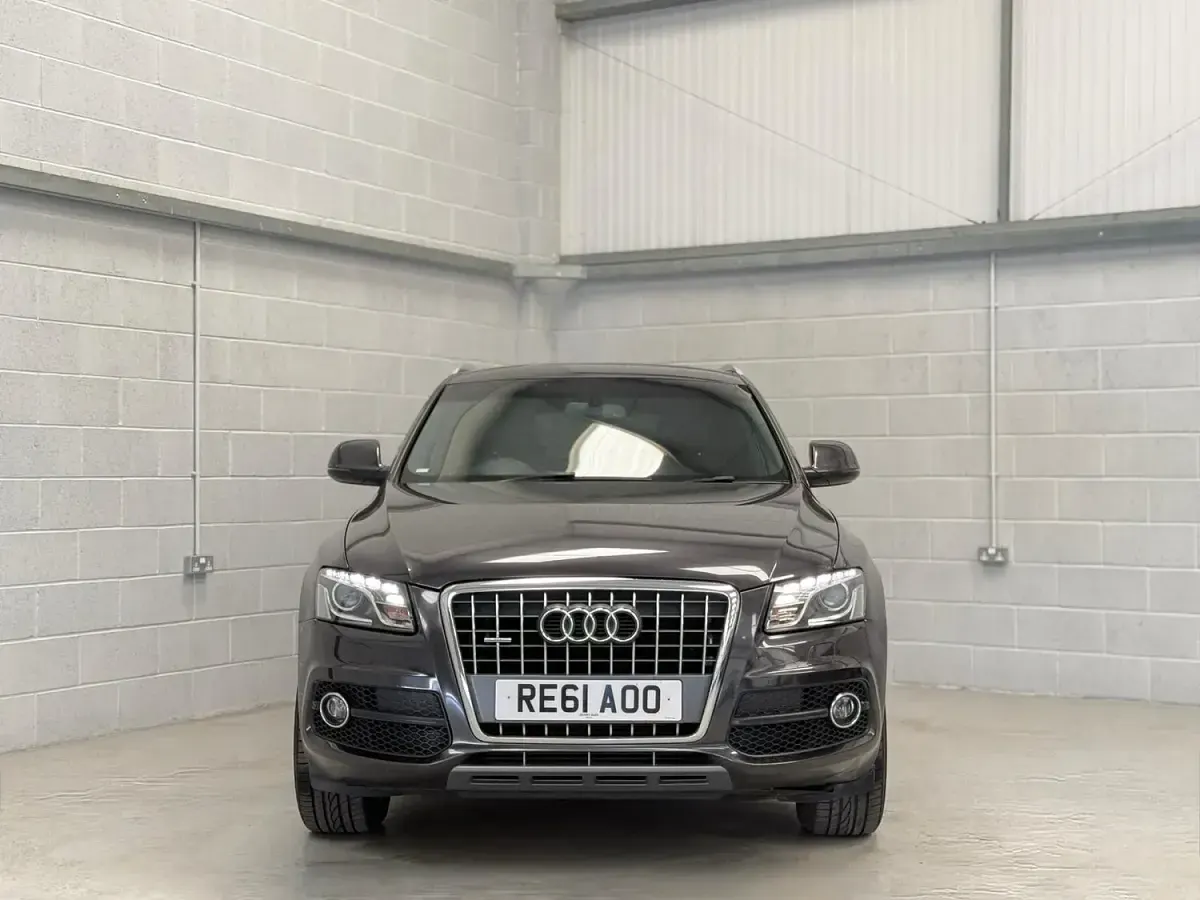 Used Audi Q5 S-Line 143 HP (105 kW) 2011 Grey SUV