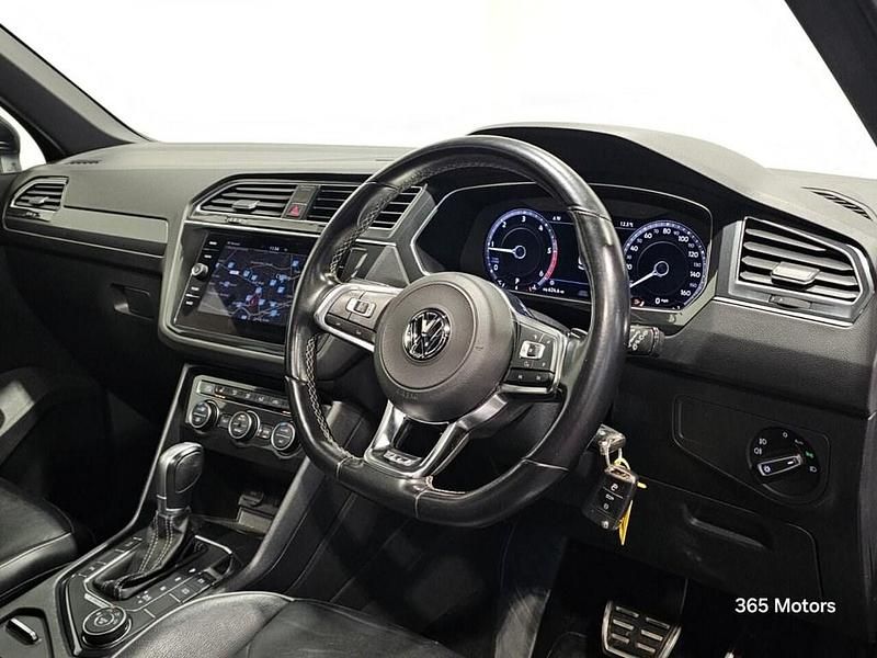 Used VW Tiguan R-line 150 HP (110 kW) 2018 Black SUV