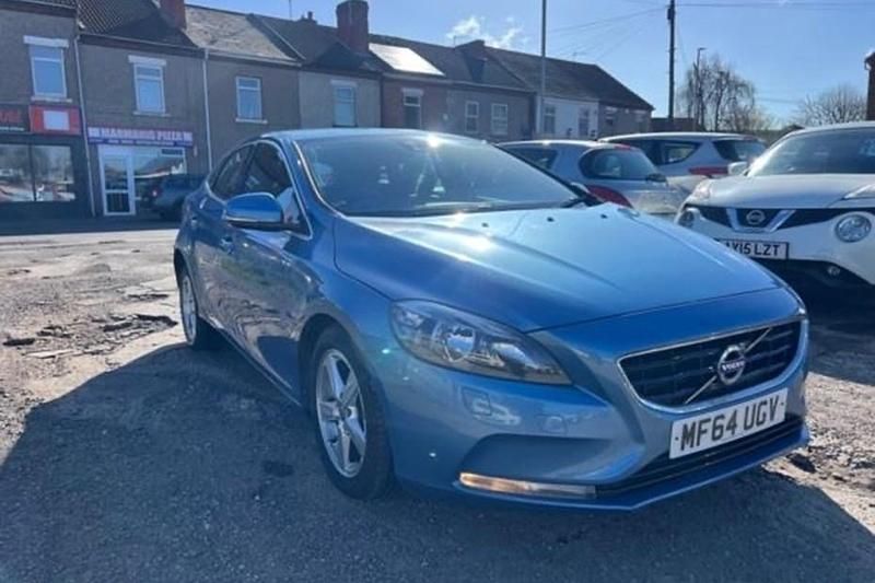 Blue Used 2014 Volvo V40 SE Estate | £3,795 (Fair price) - Image 1/1