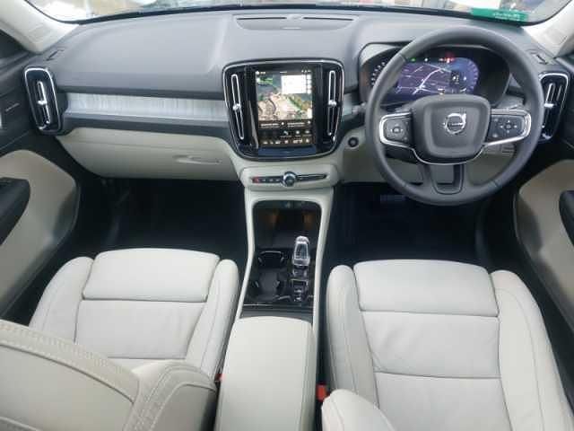 New Volvo XC40 Ultra 161 HP (118 kW) 2026 SUV