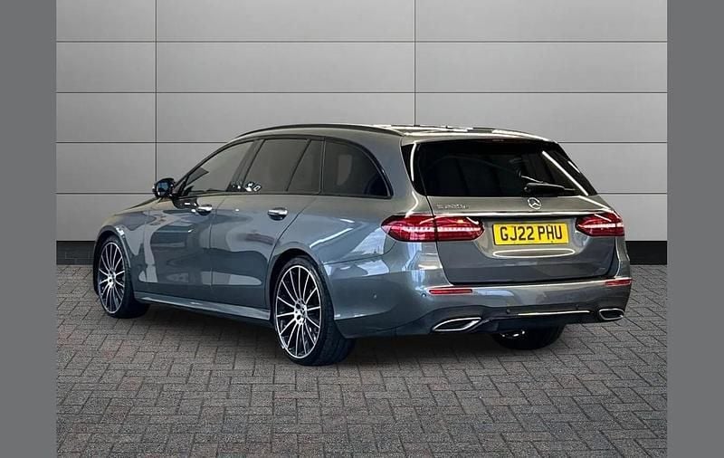 Used Mercedes E200 AMG line 196 HP (144 kW) 2022 Grey Estate