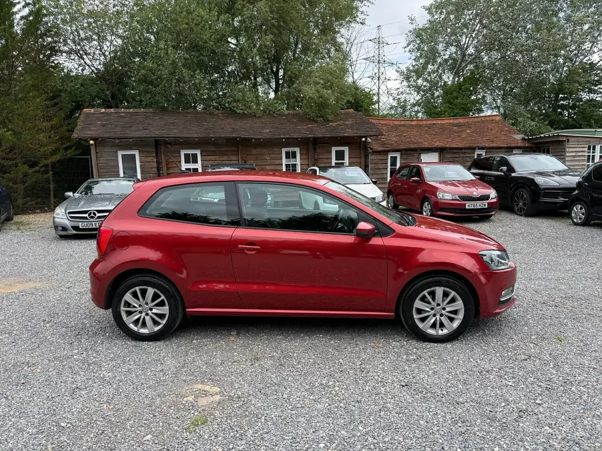 Used VW Polo SE 2015 Red Hatchback