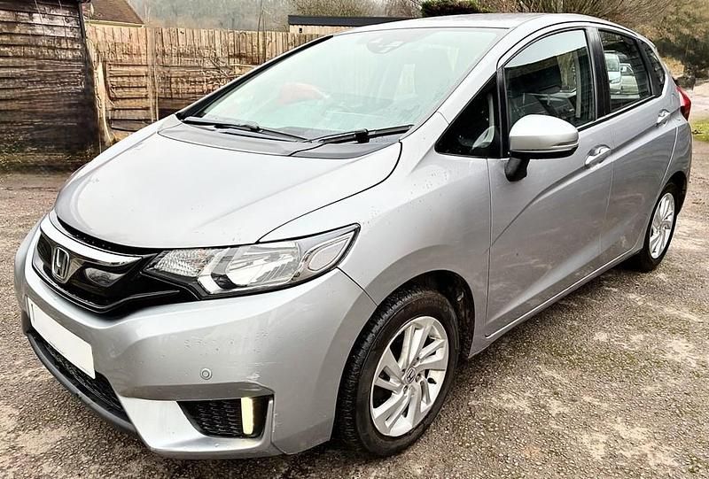 Used Honda Jazz SE 2017 Silver Hatchback
