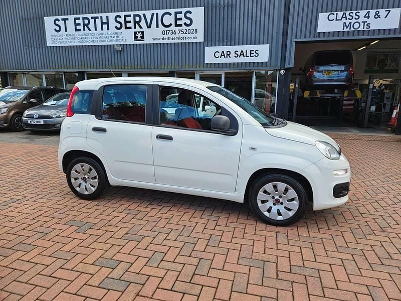 White Used 2017 Fiat Panda Pop Hatchback | £5,895 (Fair price) - Image 1/4
