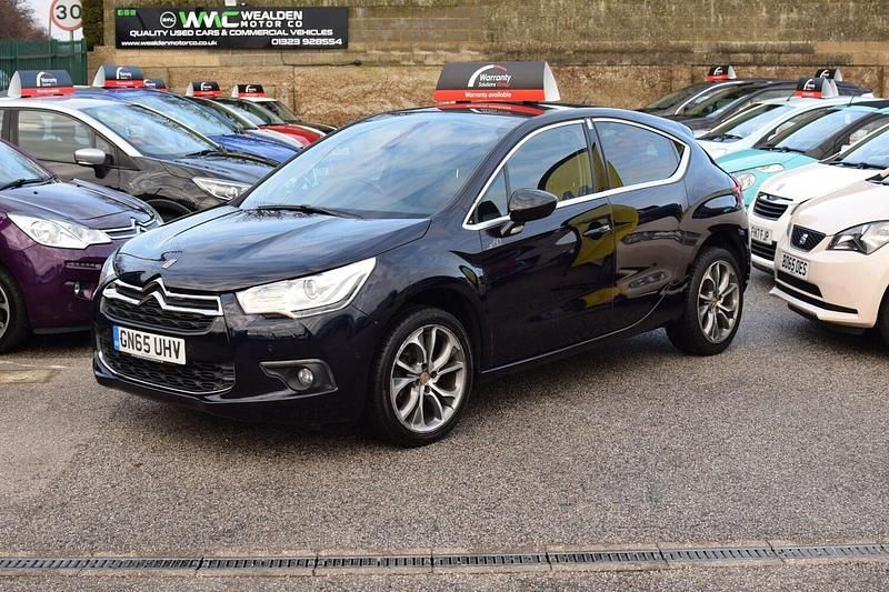 Used DS Automobiles DS4 2015 Blue Hatchback