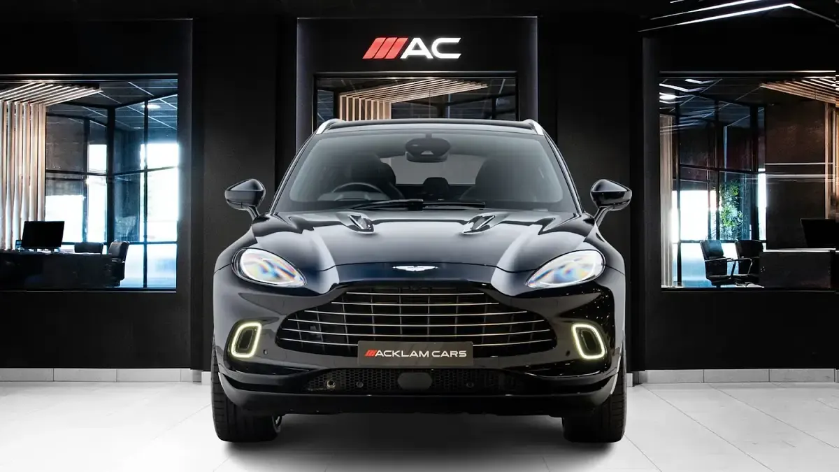 Used Aston Martin DBX 542 HP (398 kW) 2022 Black SUV