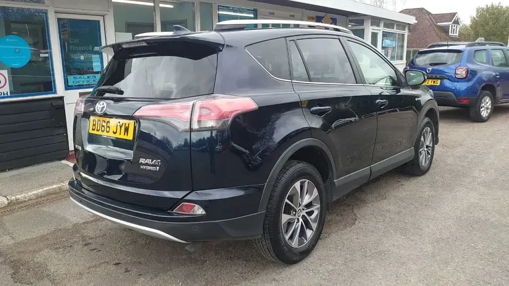Used Toyota RAV4 Business Edition 197 HP (144 kW) 2017 Blue SUV