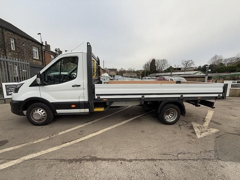 Second-hand Ford Transit 130 CP (95 kW) 2020 Alb Cabrio
