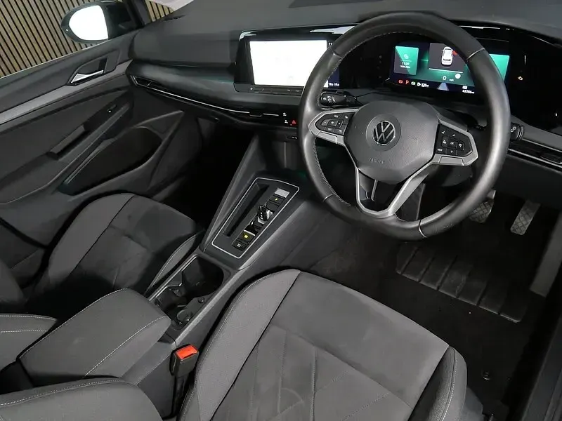 Used VW Golf VII Style 150 HP (110 kW) 2021 Black Hatchback