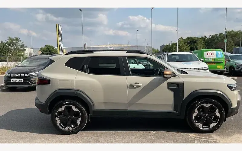 Used Dacia Duster Extreme 131 HP (96 kW) 2025 Estate