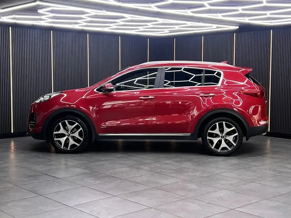 Used Kia Sportage GT-Line 134 HP (98 kW) 2018 Red SUV