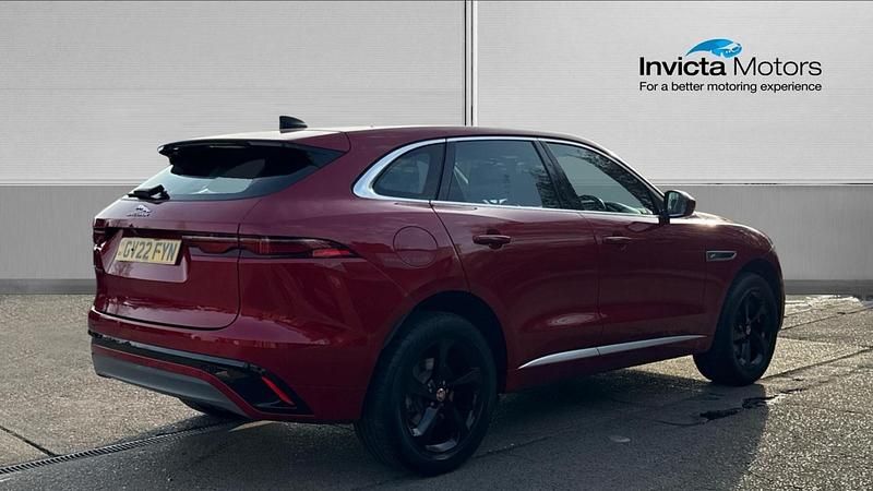 Begagnad Jaguar F-Pace R-Dynamic 204 HK (150 kW) 2022 Röd SUV