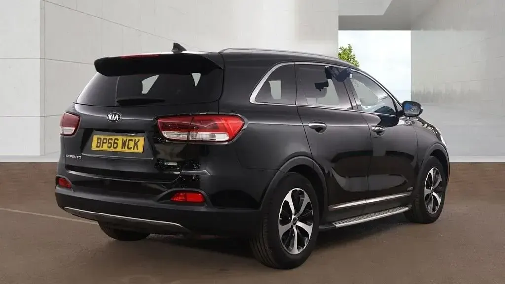 Begagnad Kia Sorento 197 HK (144 kW) 2016 Svart SUV