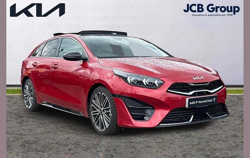 Red New 2025 Kia ProCeed GT-Line S Hatchback | £24,990 (Fair price) - Image 1/4