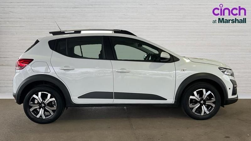 Used Dacia Sandero Prestige 100 HP (73 kW) 2023 White