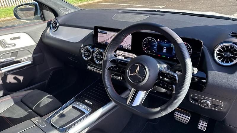 Used Mercedes GLA250 AMG Line Premium 218 HP (160 kW) 2025 White SUV