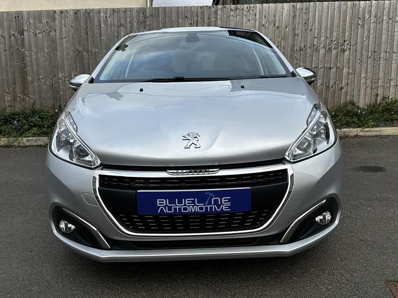 Used Peugeot 208 Allure Premium 2018 Silver Hatchback