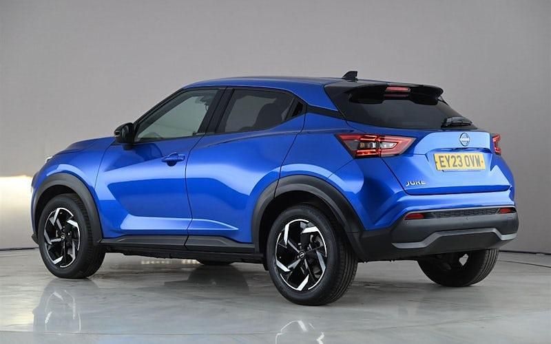 Used Nissan Juke N-Connecta 114 HP (83 kW) 2023 Blue SUV