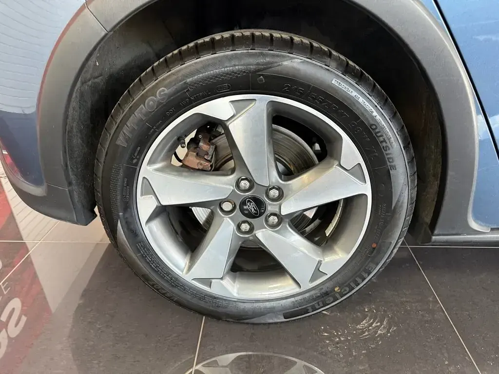 Used Ford Focus Active 125 HP (91 kW) 2019 Blue Hatchback