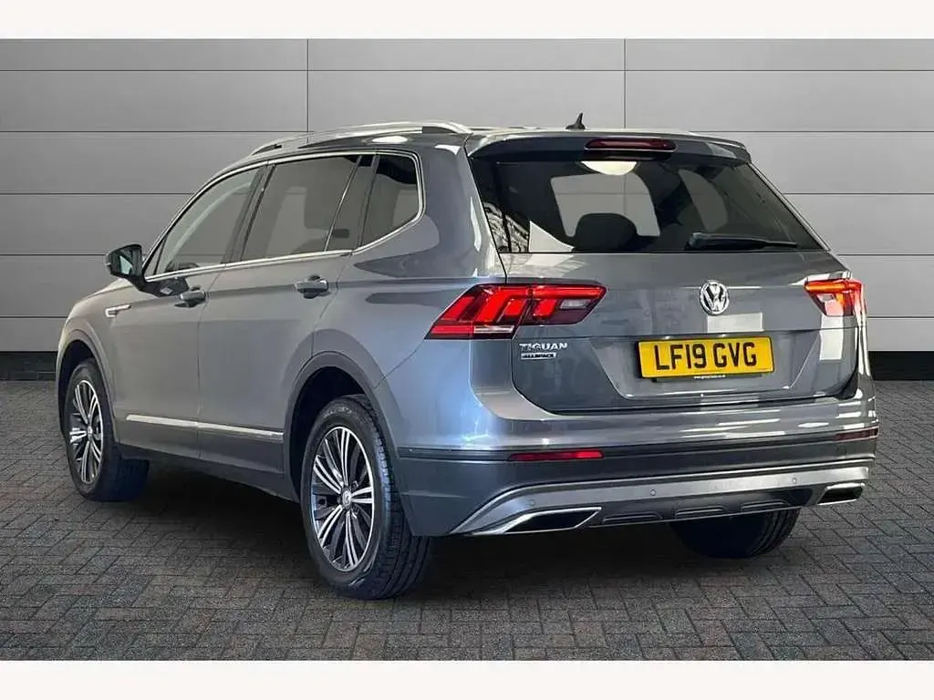 Used VW Tiguan SE 150 HP (110 kW) 2019 Grey SUV