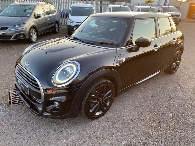 Used Mini Cooper Hatch 136 HP (100 kW) 2019 Black Hatchback