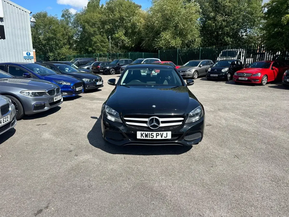 Used Mercedes C200 Executive 184 HP (135 kW) 2015 Black Sedan