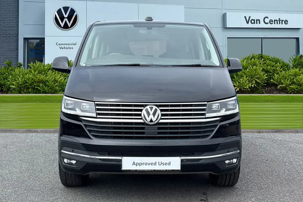 Used VW Caravelle Executive 150 HP (110 kW) 2021 Black Van