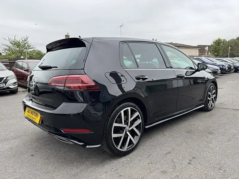 Used VW Golf VII R-line 147 HP (108 kW) 2017 Black Hatchback