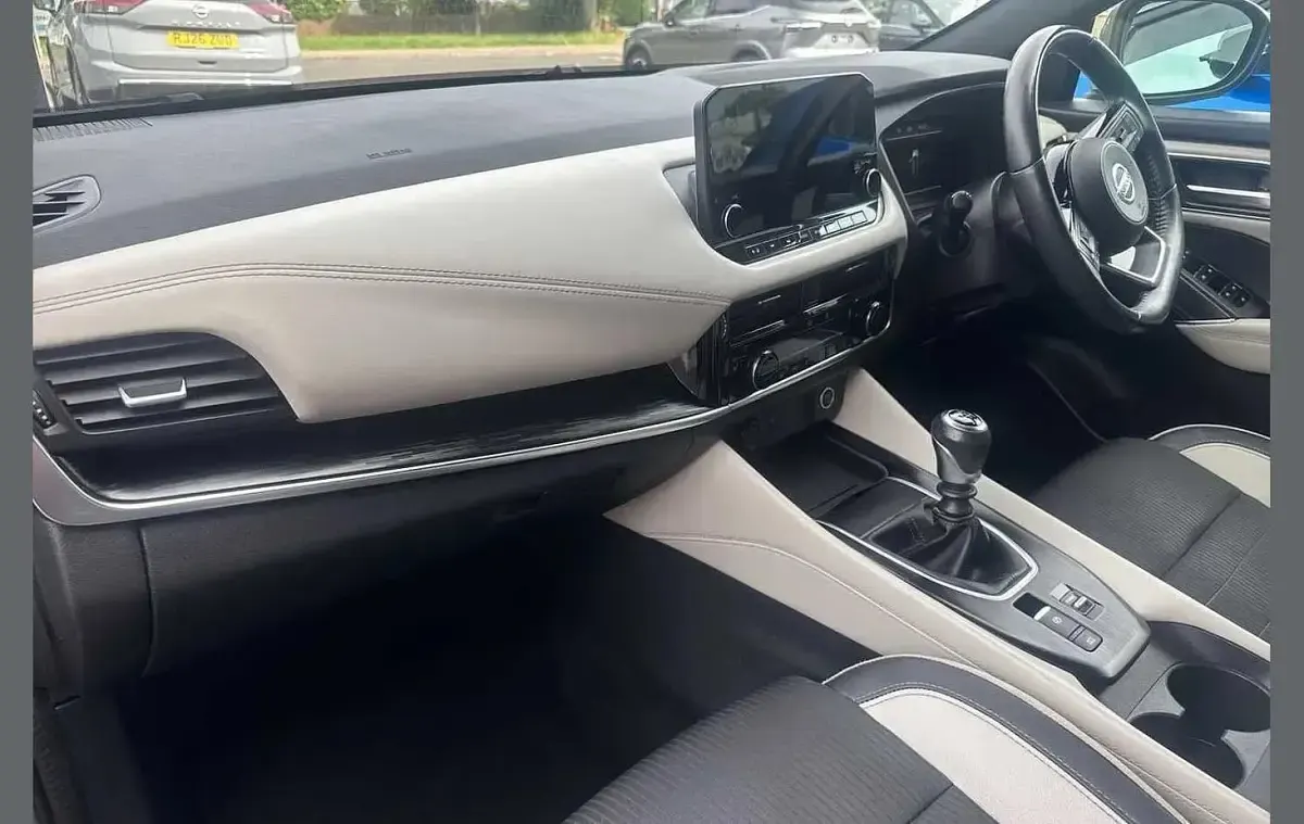 Used Nissan Qashqai Tekna 155 HP (114 kW) 2022 Grey SUV