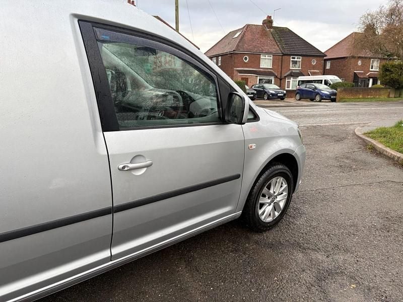 Used VW Caddy 102 HP (75 kW) 2013 Silver MPV