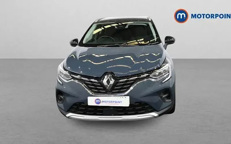 Used Renault Captur SE 140 HP (102 kW) 2022 Blue/black SUV