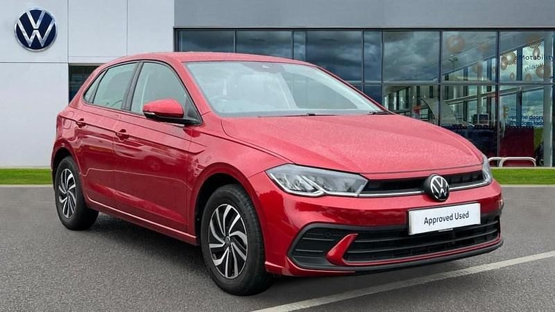 Kings red premium metallic Used 2023 VW Polo Life Hatchback | £18,692 (Fair price) - Image 1/4