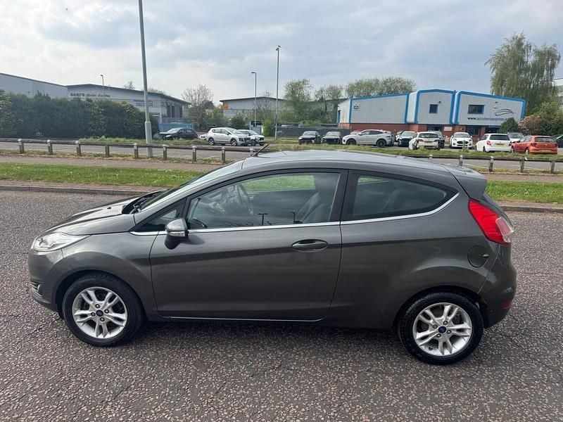 Used Ford Fiesta Zetec 2015 Grey Hatchback