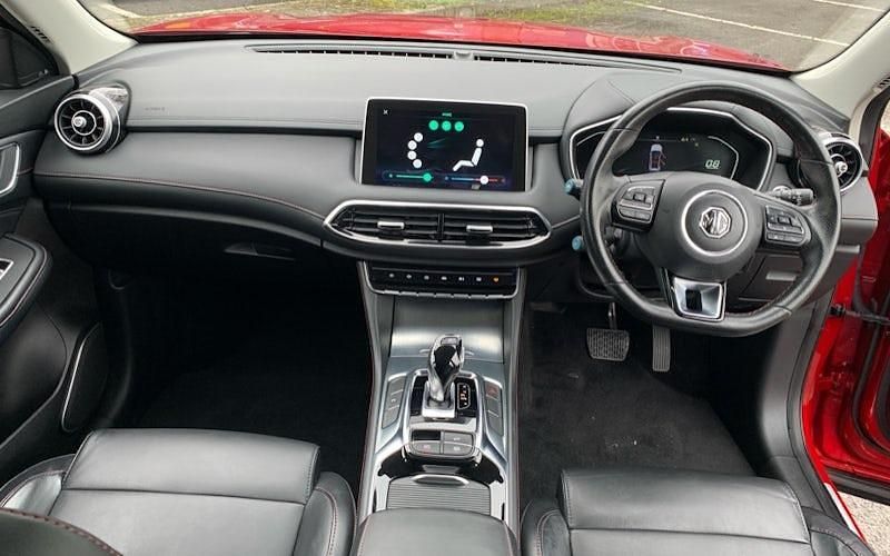 Used MG HS Excite 162 HP (119 kW) 2022 Red SUV