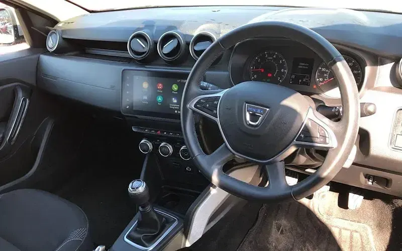 Begagnad Dacia Duster Prestige 131 HK (96 kW) 2022 Vit SUV