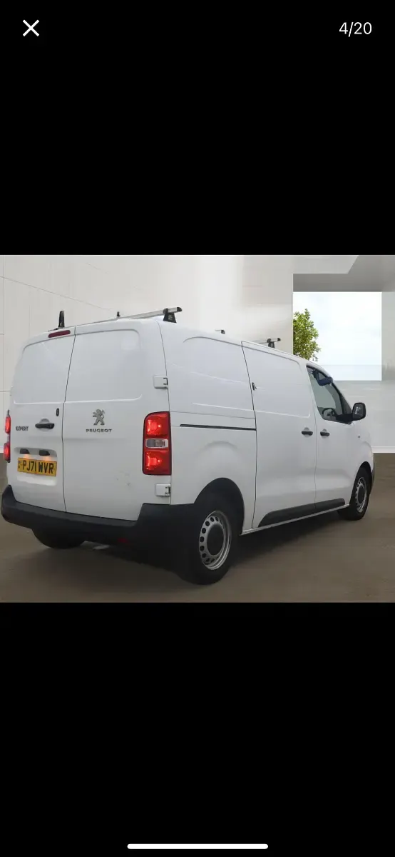 Second-hand Peugeot Expert Premium 2022 Alb Van