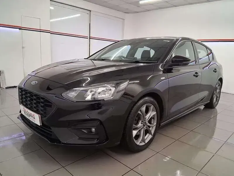 Used Ford Focus ST-Line 125 HP (91 kW) 2020 Black Hatchback