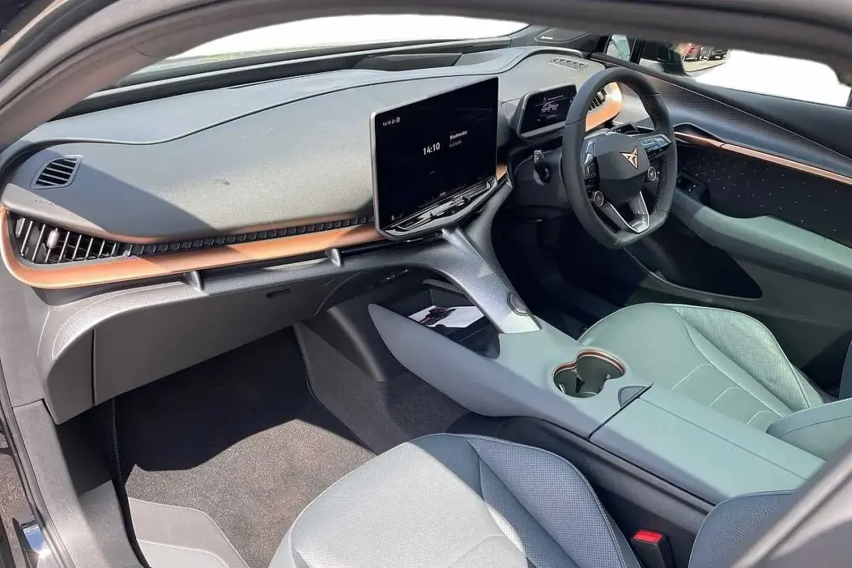 New Cupra Tavascan VZ2 250 kW (340 HP) 2026 Grey SUV