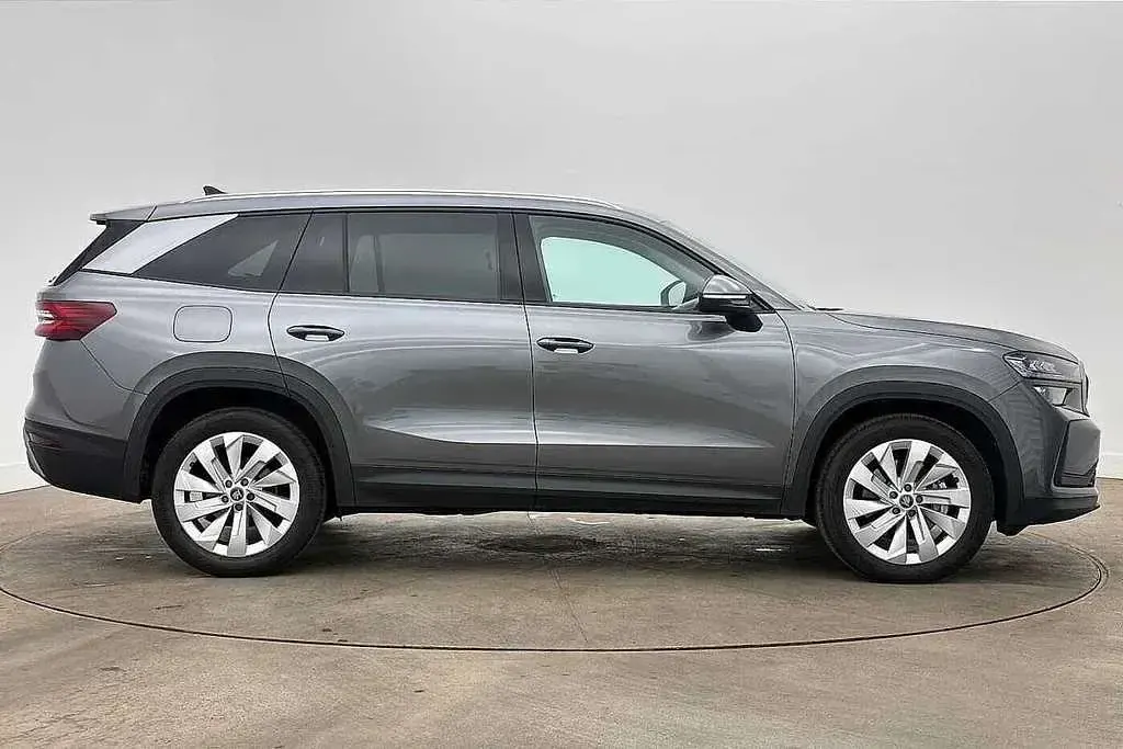 Used Skoda Kodiaq SE L 150 HP (110 kW) 2025 Graphite grey metallic SUV
