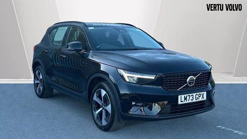 Used 2023 Volvo XC40 Plus SUV | £32,460 (A bit pricey) - Image 1/3