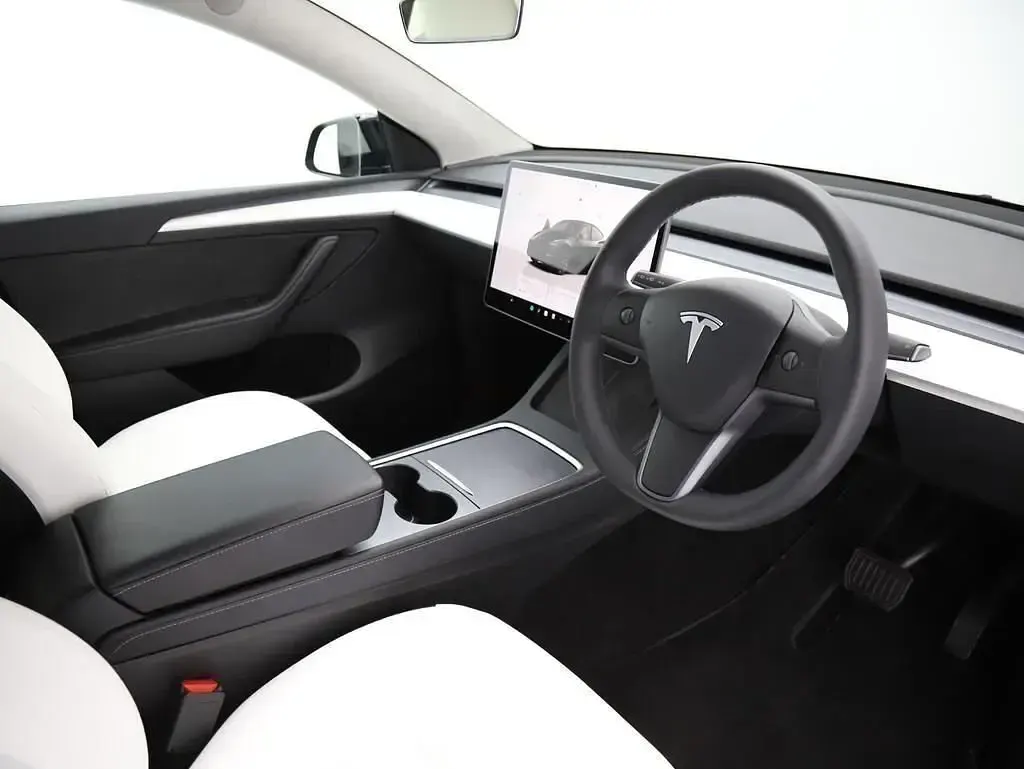 Used Tesla Model Y RWD 254 kW (346 HP) 2023 Grey SUV