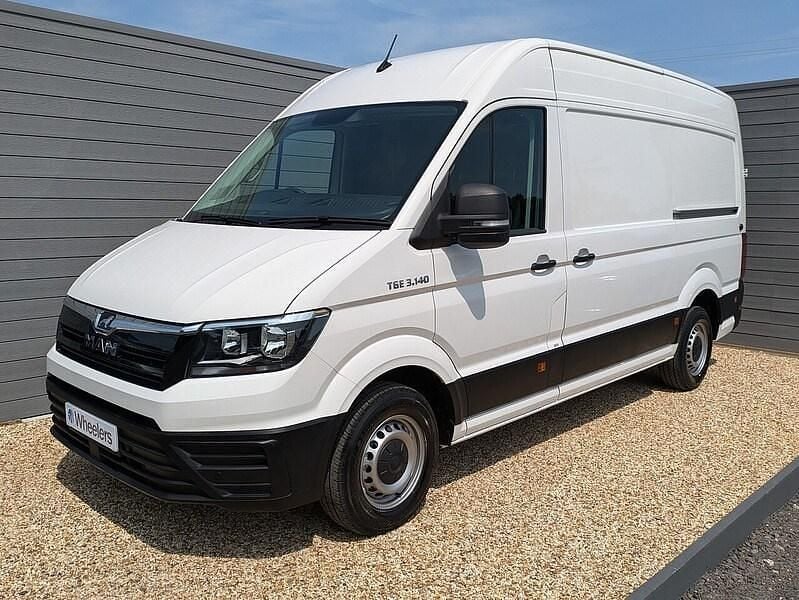 White Used 2022 MAN TGE Van | £17,995 (Super price) - Image 1/4