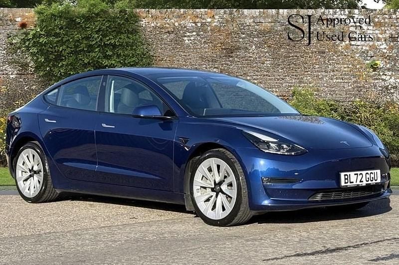 Used 2022 Tesla Model 3 Sedan | £23,950 (A bit pricey) - Image 1/1