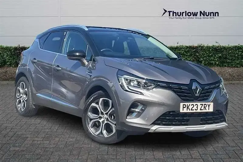 Second-hand Renault Captur Techno 145 CP (106 kW) 2023 Gri SUV