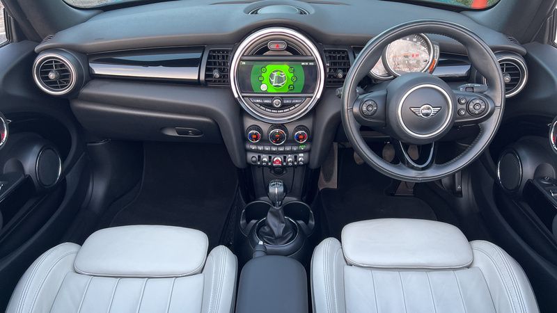 Used Mini Cooper S 189 HP (139 kW) 2018 Green Hatchback